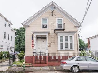 14 Rye St, Providence, RI 02909