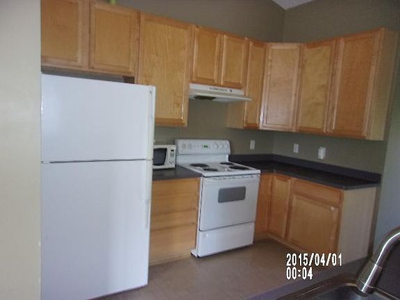 3rd image of 663 Providence Dr
