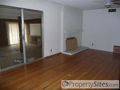 4th image of 5145 Pinebrook Way