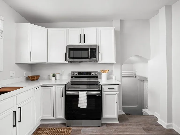 4001 Broadway St — Photo 19