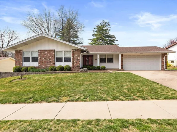 1267 Beaver Creek Rd, Chesterfield, MO 63017