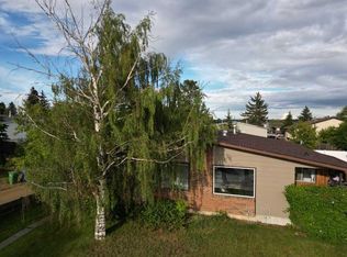 59 W Nichols Cres, Red Deer, AB T4P1P5