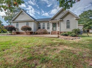 3711 Mitchem Rd, Gastonia, NC 28054