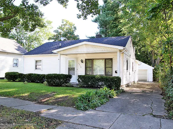 2414 Creston Ave, Lansing, MI 48906