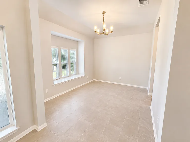 4002 Aransas Dr — Photo 4