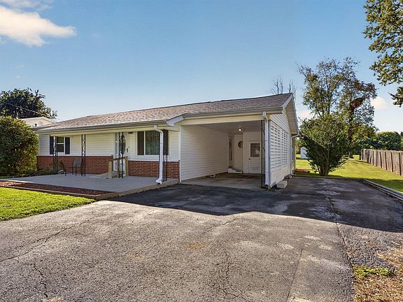 3rd image of 6021 W Merry Way Ln
