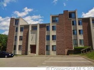 220 Burgundy Hill Ln #220, Middletown, CT 06457
