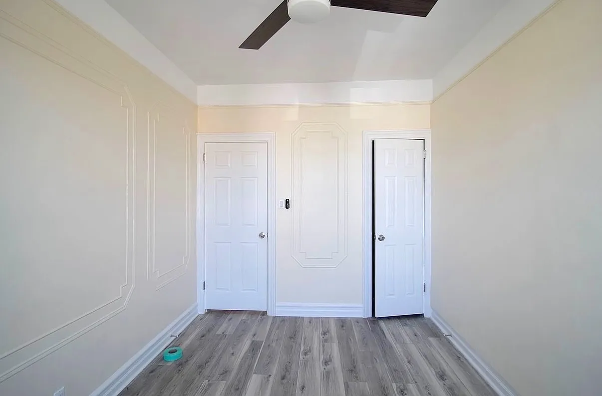 1574 West 3rd Street — Photo 2