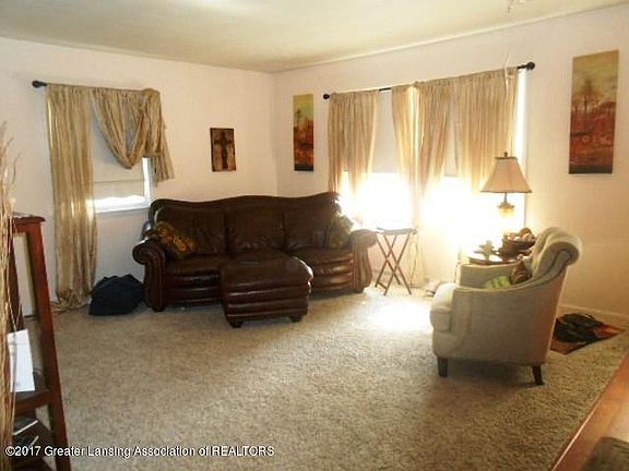 5th image of 4001 Walton Dr