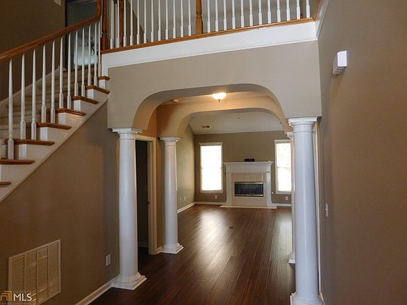 5th image of 317 Lewisburg Dr
