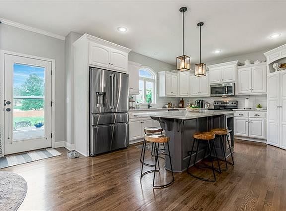 4th image of 5517 Aminda St