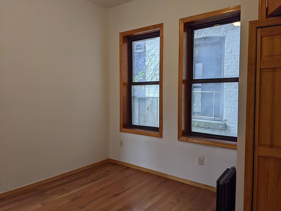 2nd image of 774 Union St APT 4