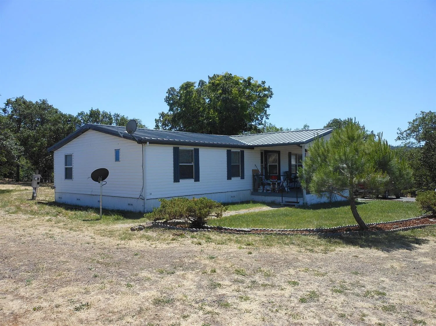 1451 Crescent Ave photo 1