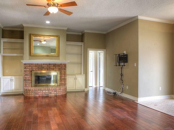 4th image of 1353 Xavier Dr