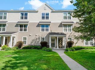 1380 Romeo Ct, Chaska, MN 55318