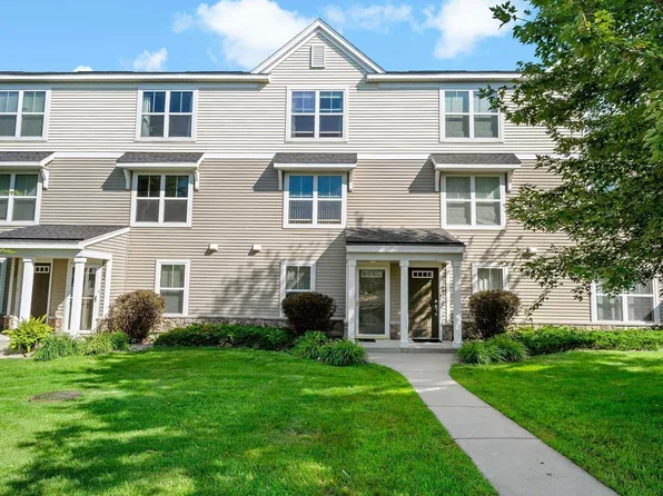 1380 Romeo Ct, Chaska, MN 55318