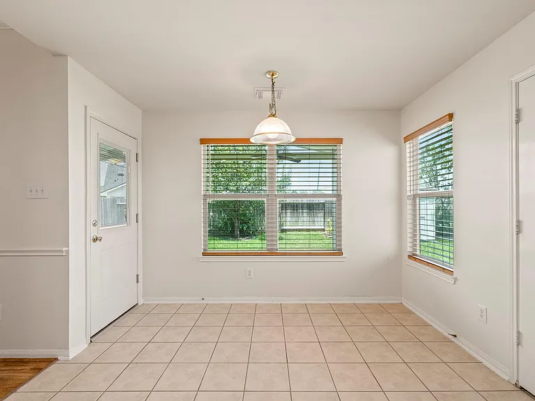12202 Mardi Gras Dr — Photo 12