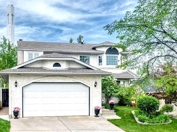 116 E Shawnee Way SW, Calgary, AB T2Y 2V3