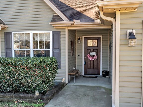 3rd image of 1 Catterick Way