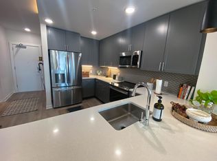 118 Ogden Ave #1-D, Jersey City, NJ 07307