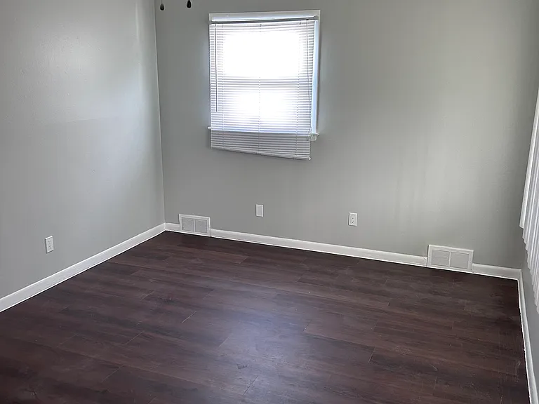 11245 Timken Ave — Photo 32