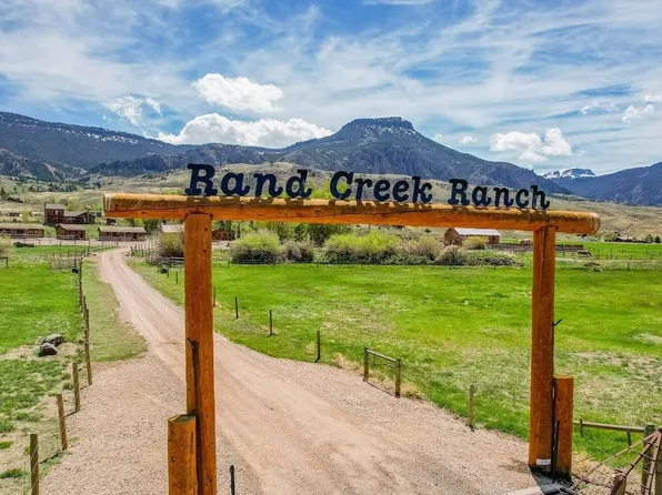 3080 & 3064 N Fork Hwy, Cody, WY 82414