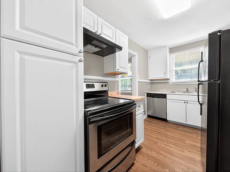 2848 Blan St — Photo 13