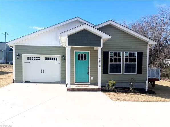 4212 Carver School Rd, Winston Salem, NC 27105