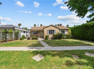 17465 Bullock St, Encino, CA 91316