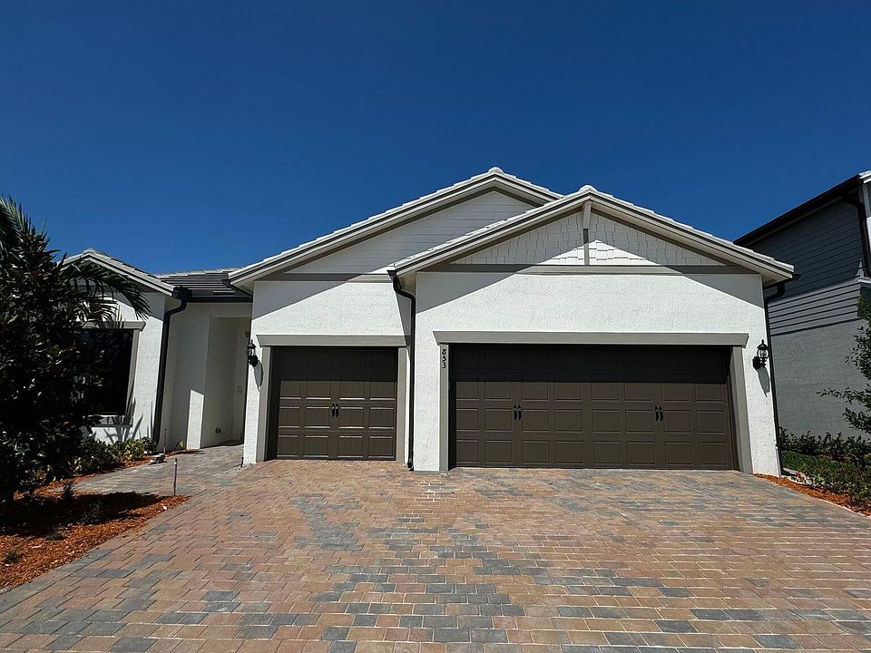 1st image of 853 SE Courances Drive