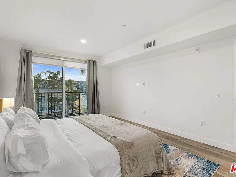 4806 Sylmar Ave #Penthouse 2 — Photo 55