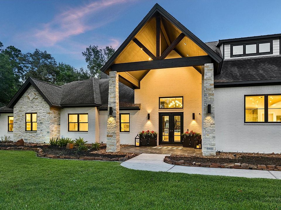 1st image of 10897 Lake Forest Dr