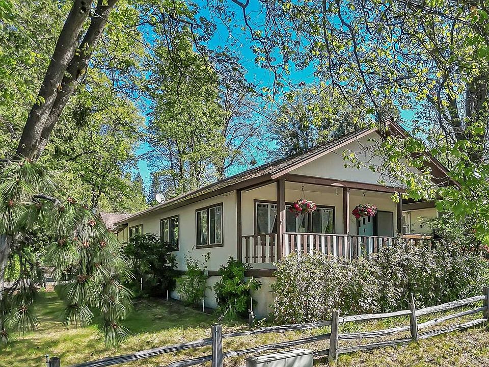1st image of 300 Orem St
