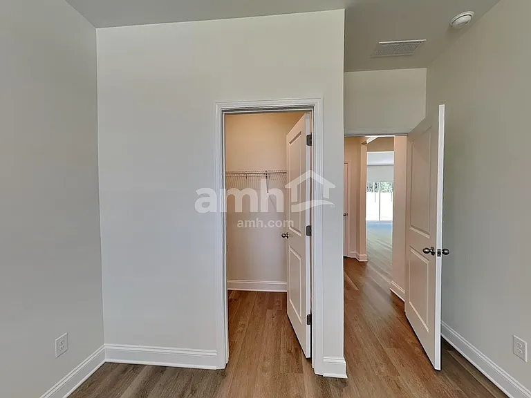 6059 Rosemore Ln — Photo 18