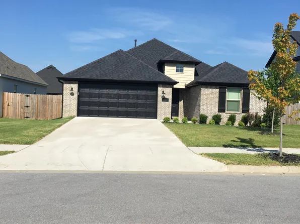 4400 SW Layton Rd, Bentonville, AR 72713