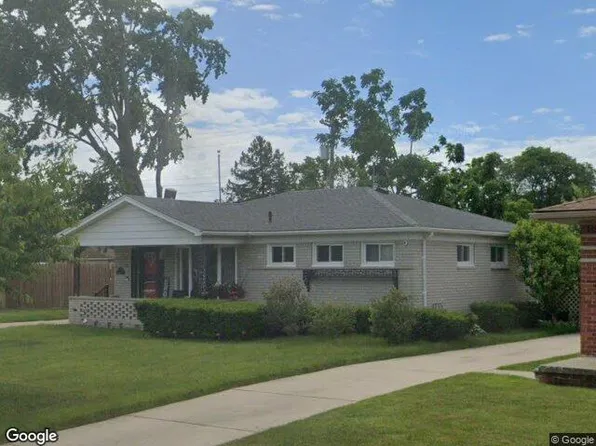 354 E Rose Ave, Garden City, MI 48135