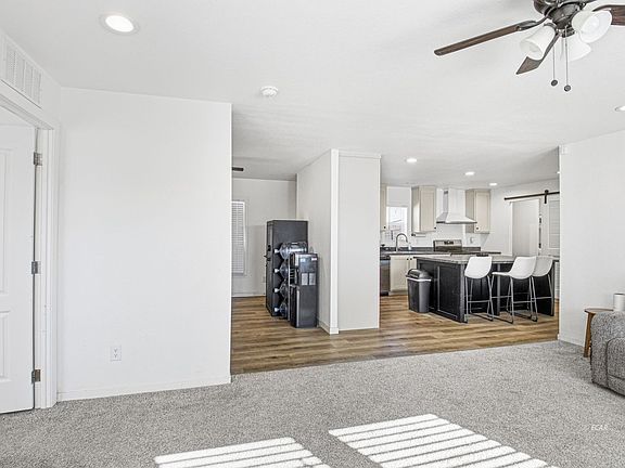 4th image of 5731 Sulphur Spring St