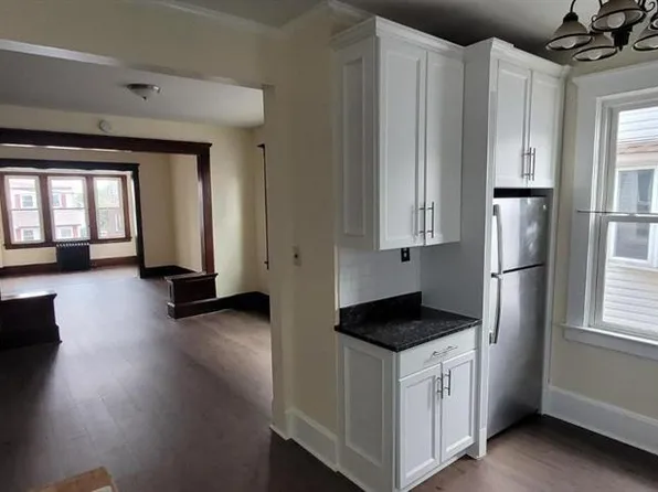 424 Barclay St, Perth Amboy, NJ 08861