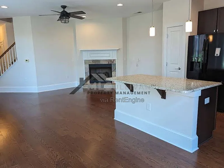 375 Avett Dr — Photo 11