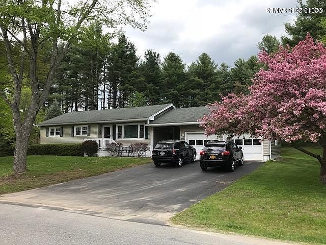 1st image of 25 Meadow Ln