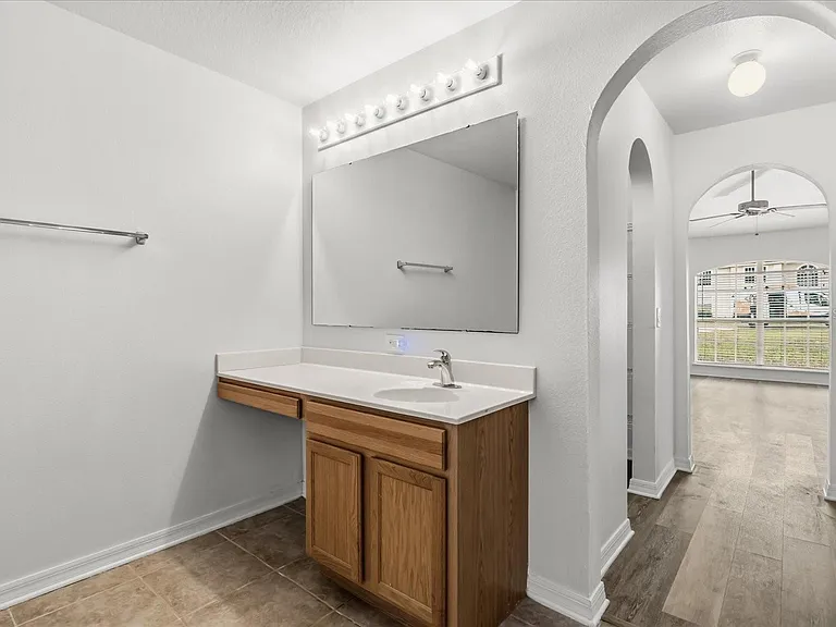 1500 Daybreak Dr — Photo 17