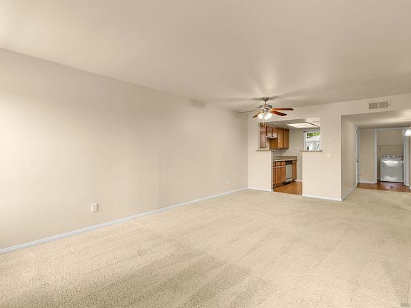 5th image of 14930 Avenida Venusto Unit 110
