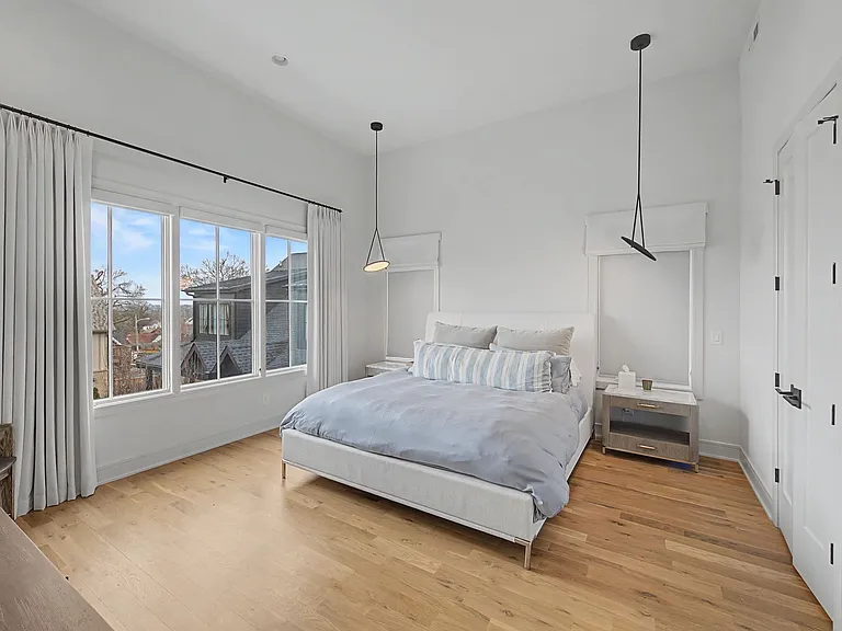 1109 Bate Ave #2 — Photo 14