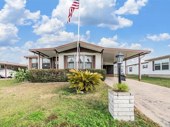 5538 Antigua Dr, Zephyrhills, FL 33541