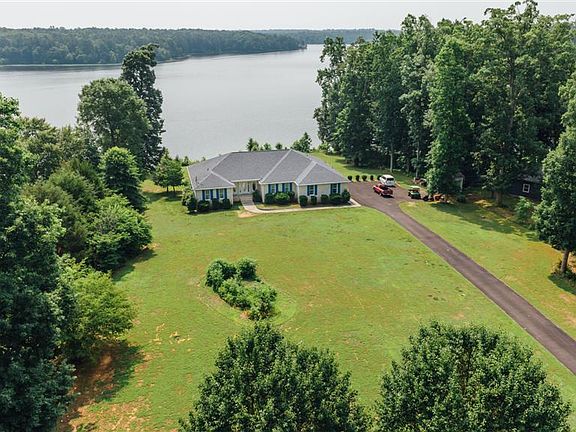Beautiful Lake Chesdin Lot