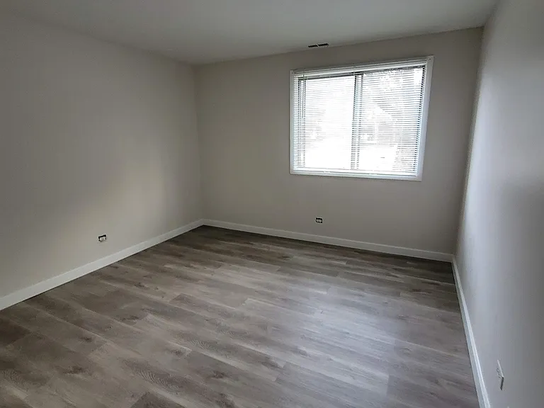 151 Pickwick Dr #A — Photo 6