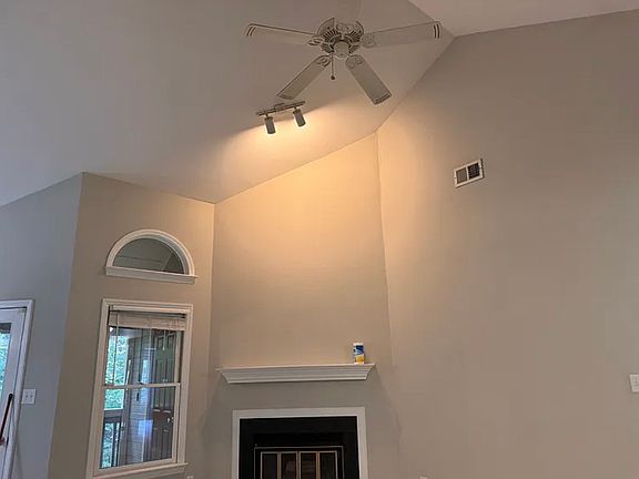 3rd image of 109 Killam Ct APT 2B