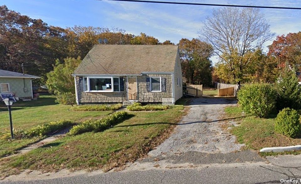 507 Doctors Path Riverhead NY 11901 MLS 3419620 Zillow