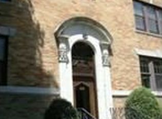 419 Washington St APT 4, Brookline, MA 02446