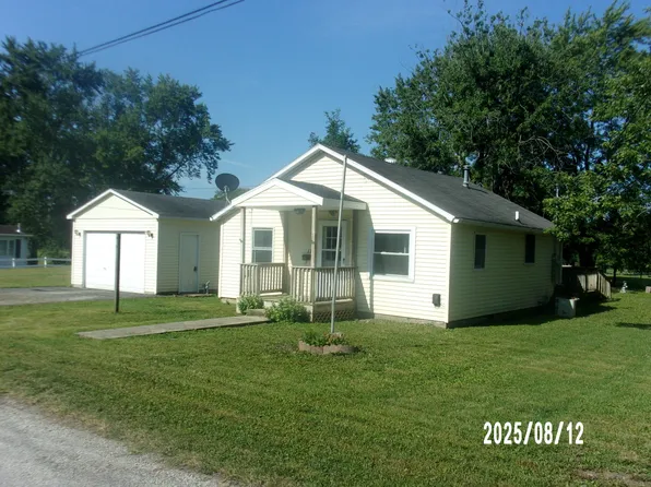 110 N Mansfield Ave, Milford, IL 60953